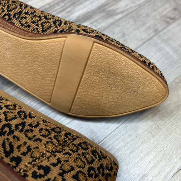 TOMS Katie Knit Flats Tan/Brown Size 5.5 Women Animal Print Cute Shoes TOMS Bran - Picture 6 of 8